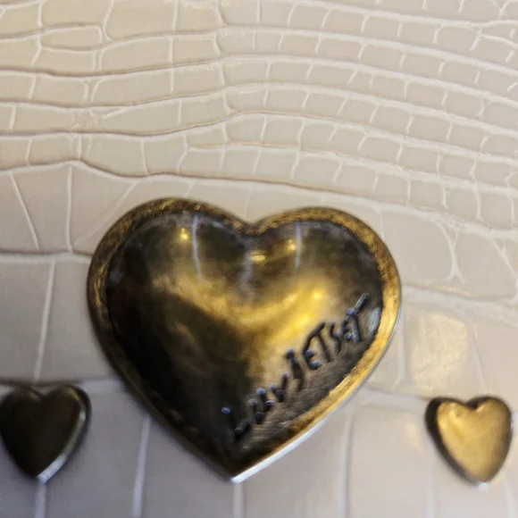 NEW Betsey Johnson Cream Heart-Embellished Handbag With Shoulder Strap 8"x5"x3" - Picture 6 of 6